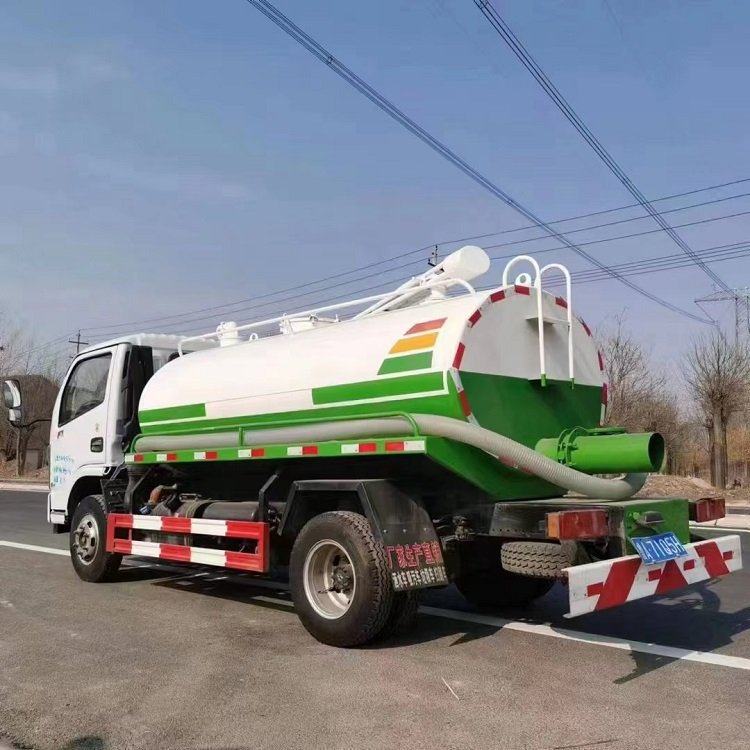 庫(kù)存5噸吸糞車(chē)二手不能上牌抽糞車(chē) 養(yǎng)殖場(chǎng)化糞池自吸自排抽污車(chē)